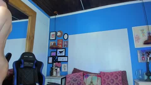 Snapshot of vladhellsing4 chatting on January 9, 2025, 2:29 pm Vlad online show from January 9, 2025, 2:29 pm