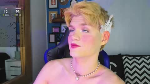 Snapshot of vladhellsing4 chatting on October 30, 2025, 3:02 pm Vlad online show from October 30, 2025, 3:02 pm