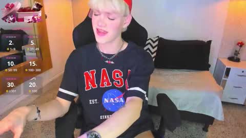 Snapshot of vladhellsing4 chatting on February 23, 2026, 2:25 pm Vlad online show from February 23, 2026, 2:25 pm