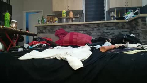 Snapshot of vladika021 chatting on November 11, 2025, 1:27 am vladika021 online show from November 11, 2025, 1:27 am