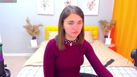 Vladlena online show from October 14, 2025, 6:58 am