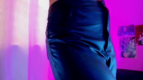 Snapshot of void_smokin chatting on May 25, 2026, 7:20 pm Gabriela online show from May 25, 2026, 7:20 pm