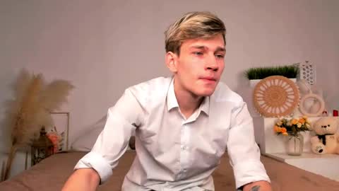 Snapshot of volan_starts chatting on February 4, 2026, 4:18 am Dan online show from February 4, 2026, 4:18 am