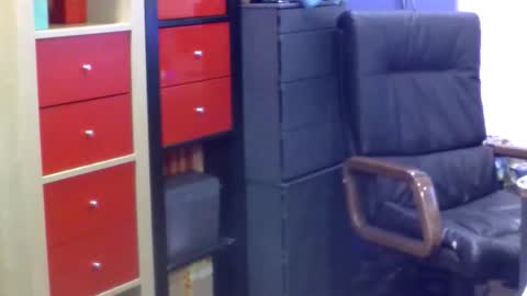 Snapshot of volpi72 chatting on November 25, 2025, 6:30 pm volpi72 online show from November 25, 2025, 6:30 pm