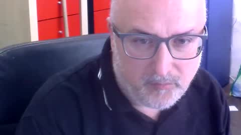 volpi72 online show from May 16, 2026, 10:23 am