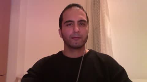 volve5 online show from December 6, 2024, 9:02 pm