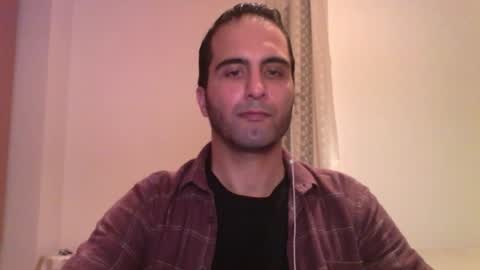 volve5 online show from February 7, 2025, 11:45 pm