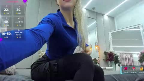 von_dee online show from September 26, 2025, 5:22 am