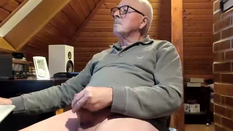 Snapshot of vonrex1 chatting on January 13, 2025, 5:02 pm heinz online show from January 13, 2025, 5:02 pm