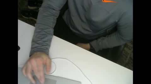 Snapshot of voterki796 chatting on January 27, 2025, 3:04 am voterki796 online show from January 27, 2025, 3:04 am