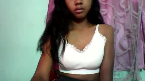 vounialdy online show from February 2, 2025, 6:37 am