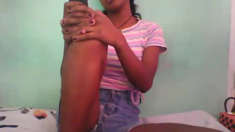 vounialdy online show from February 12, 2025, 5:37 am