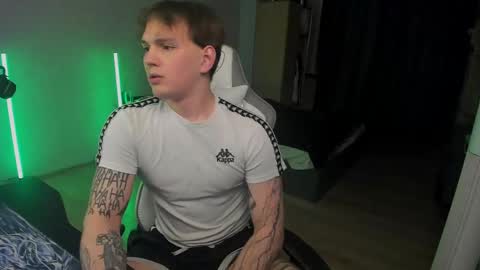 Snapshot of vova_belkin_ chatting on May 22, 2026, 6:35 pm vova online show from May 22, 2026, 6:35 pm