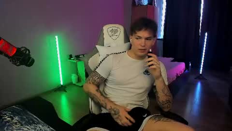Snapshot of vova_belkin_ chatting on July 27, 2026, 11:17 am vova online show from July 27, 2026, 11:17 am