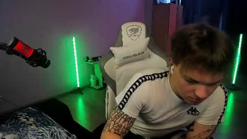 Snapshot of vova_belkin_ chatting on July 28, 2026, 11:05 am vova online show from July 28, 2026, 11:05 am