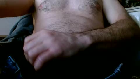 Snapshot of voyeur_qc chatting on February 27, 2026, 4:01 am voyeur_qc online show from February 27, 2026, 4:01 am