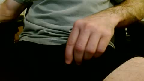 Snapshot of voyeur_qc chatting on March 2, 2026, 4:58 am voyeur_qc online show from March 2, 2026, 4:58 am