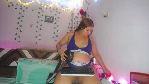 Snapshot of vsleyandlunaper chatting on June 24, 2026, 1:48 am vsleyandlunaper online show from June 24, 2026, 1:48 am