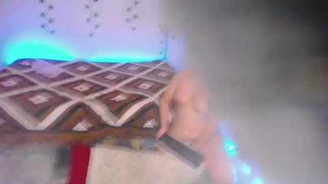 Snapshot of vsleyandlunaper chatting on July 2, 2026, 3:23 am vsleyandlunaper online show from July 2, 2026, 3:23 am