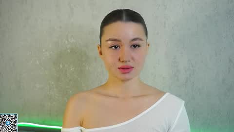 Ethal - thank you for thumb up online show from November 8, 2025, 1:39 am