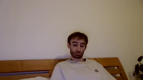 hung boy online show from December 8, 2024, 7:32 pm