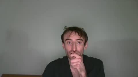 hung boy online show from December 16, 2024, 5:17 am