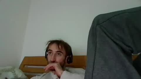 hung boy online show from January 23, 2025, 11:26 am