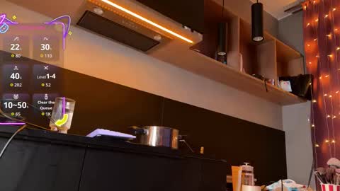 ILONA A week goal new laptop online show from March 4, 2026, 7:53 pm