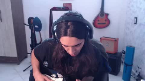 Snapshot of wake_and_bakee chatting on March 3, 2025, 4:14 pm John online show from March 3, 2025, 4:14 pm