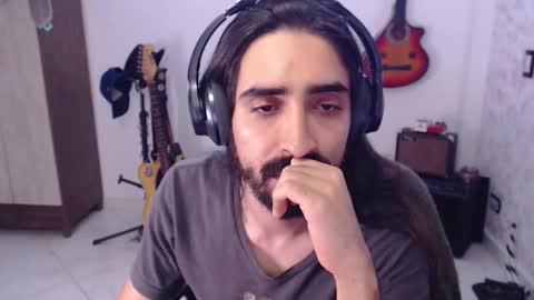 Snapshot of wake_and_bakee chatting on October 5, 2025, 9:34 pm John online show from October 5, 2025, 9:34 pm