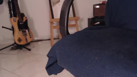 Snapshot of wake_and_bakee chatting on October 6, 2025, 11:13 pm John online show from October 6, 2025, 11:13 pm