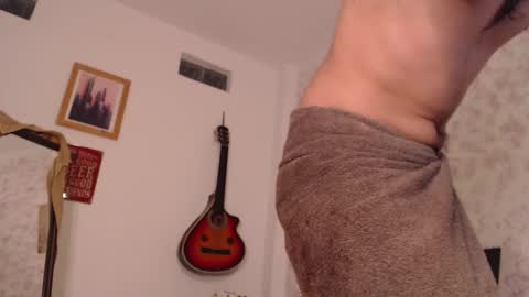 Snapshot of wake_and_bakee chatting on November 13, 2025, 12:20 am John online show from November 13, 2025, 12:20 am