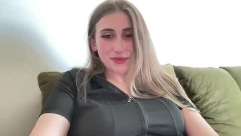 Snapshot of walkiria19 chatting on May 23, 2026, 4:22 pm walkiria19 online show from May 23, 2026, 4:22 pm
