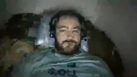 Snapshot of wally792 chatting on March 10, 2025, 3:12 am Vali online show from March 10, 2025, 3:12 am