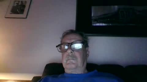 Snapshot of wally813 chatting on January 22, 2025, 6:20 am wally online show from January 22, 2025, 6:20 am
