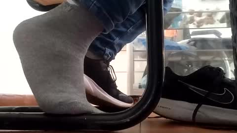 WaltherFeet  online show from March 4, 2025, 3:15 pm