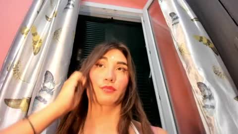 Snapshot of wanderlust_xxx chatting on June 20, 2026, 6:54 pm Sarah Catalina Amado. Wanderlust online show from June 20, 2026, 6:54 pm