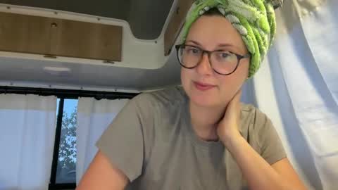 Jade  Adonis online show from February 2, 2025, 1:19 pm