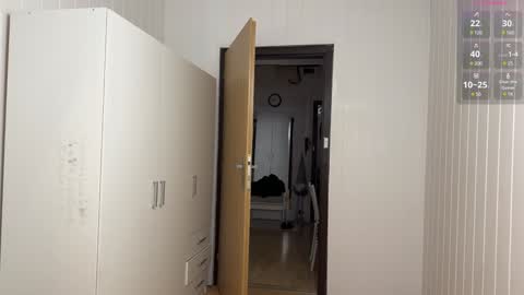 new online show from January 22, 2025, 11:12 am