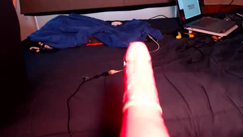 Snapshot of wantsum2night chatting on January 1, 2025, 4:07 am wants online show from January 1, 2025, 4:07 am