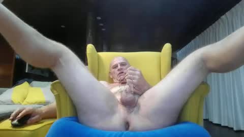 Snapshot of watchingnow1 chatting on December 13, 2024, 6:59 pm watchingnow1 online show from December 13, 2024, 6:59 pm