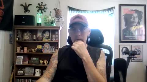 Snapshot of waterfire420 chatting on December 16, 2025, 8:14 pm waterfire420 online show from December 16, 2025, 8:14 pm