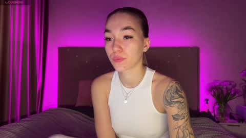 Snapshot of watergirl_ chatting on March 12, 2025, 5:13 am Im saving up for a new car help me online show from March 12, 2025, 5:13 am