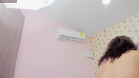 Milf Latina online show from June 28, 2026, 12:44 pm