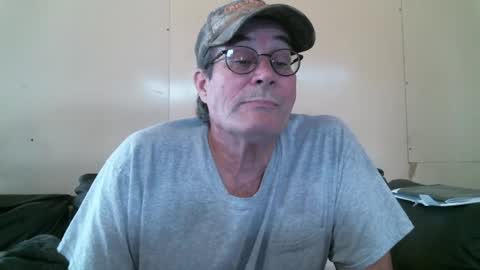 Snapshot of wbfarm chatting on September 19, 2025, 6:30 pm WB Farm online show from September 19, 2025, 6:30 pm