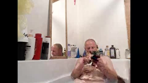 wcnmail24 online show from March 10, 2026, 6:51 am