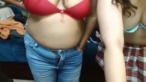khushiwife kabirhubby kavyasexy gf online show from December 31, 2024, 1:41 pm