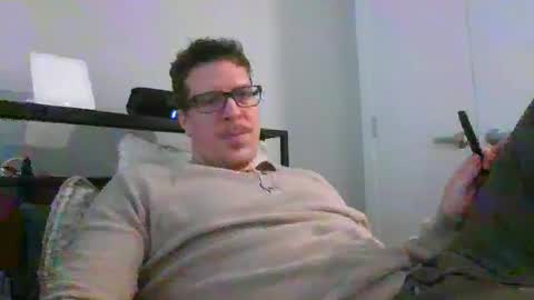 Snapshot of weatheredvoid chatting on February 3, 2025, 11:05 pm WeatheredVoid online show from February 3, 2025, 11:05 pm