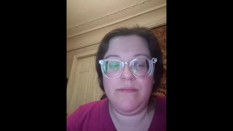 Marina online show from October 28, 2025, 12:03 am