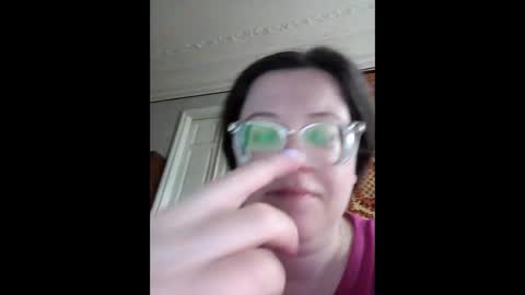 Snapshot of webgirl2 chatting on April 26, 2026, 12:58 pm Marina online show from April 26, 2026, 12:58 pm